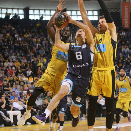 Ο εντυπωσιακός Κολοσσός άλωσε το Αλεξάνδρειο με «σκιάχτρο» τον Μπραΐκοβιτς