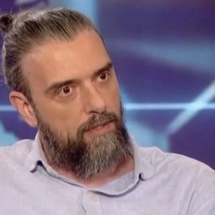 Σωτήρης Τσαφούλιας: «Οι Έλληνες δεν είμαστε καλοί γονείς, δεν μας αφήνουν»