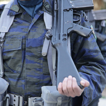 «Δεν αυτοκτόνησε, τον δολοφόνησαν…»: Νέες αποκαλύψεις για τον Μανώλη Τσικνάκη