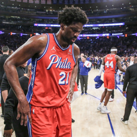 Ο Εμπίντ των Φιλαδέλφεια 76ερς αποκάλυψε πως πάσχει από παράλυση Bell
