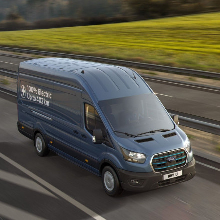 Έκδοση Extended Range για το επαγγελματικό Ford E-Transit,