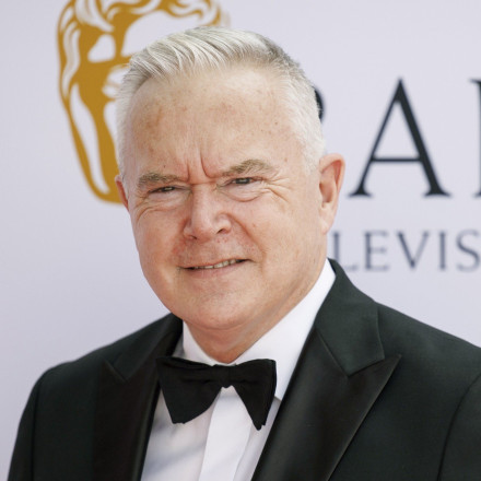 Παραιτήθηκε παρουσιαστής - «σύμβολο» του BBC μετά από σεξουαλικό σκάνδαλο