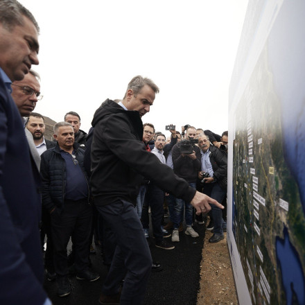 Μητσοτάκης στα εγκαίνια νέων τμημάτων του Ε65: Αθήνα - Τρίκαλα σε 3 ώρες