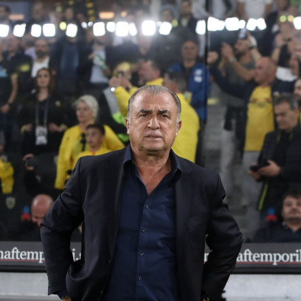 Δέχτηκε τριάρα, αλλά «φωνάζει» για τη διαιτησία ο Τερίμ