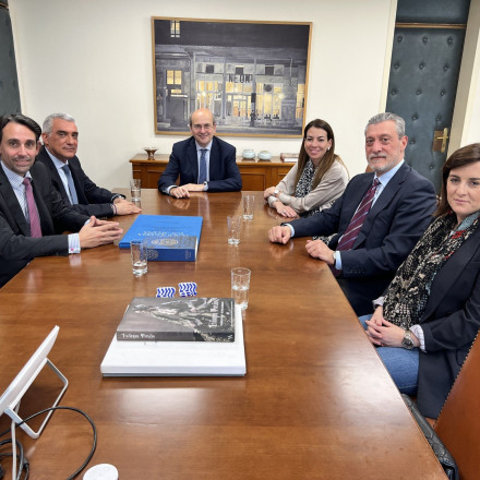 Ελληνική Ένωση Καφέ: Συνάντηση της νέας διοίκησης με τον υπουργό Οικονομικών