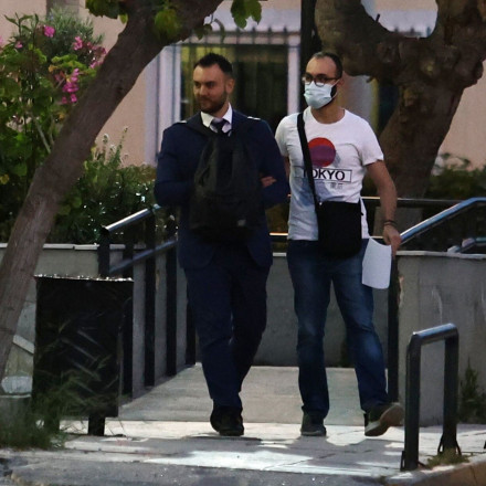 Ποινική δίωξη για κακούργημα στον Φλώρο - Απολογείται την Πέμπτη