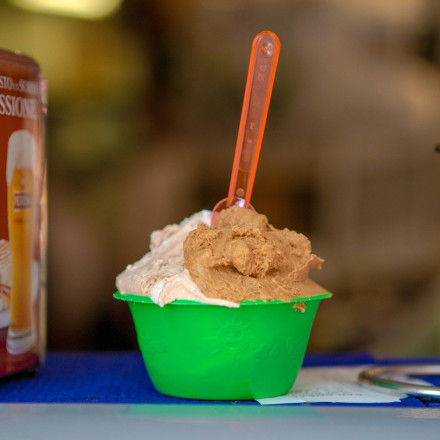 Το Μιλάνο κοντά στην απαγόρευση παγωτού και πίτσας μετά τα μεσάνυχτα - Ο λόγος