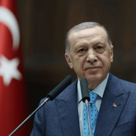 Τουρκία: «Το θετικό κλίμα με την Ελλάδα θα ωφελήσει και τις δύο πλευρές» - Το σχόλιο του Έλληνα ΥΠΑΜ