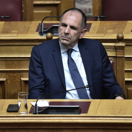 Γεραπετρίτης: Επιστολή σε Βουλή και αρχηγούς κομμάτων για ενημέρωση από την Ειδική Επιτροπή