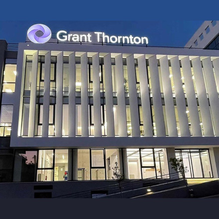 Grant Thornton: Ποια είναι η αμοιβή των CEO στην Ελλάδα