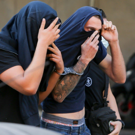 Νέα Φιλαδέλφεια: Το μεσημέρι ξεκινούν οι απολογίες των 105 συλληφθέντων, τι θα υποστηρίξουν – Το απόγευμα η κηδεία του Μιχάλη