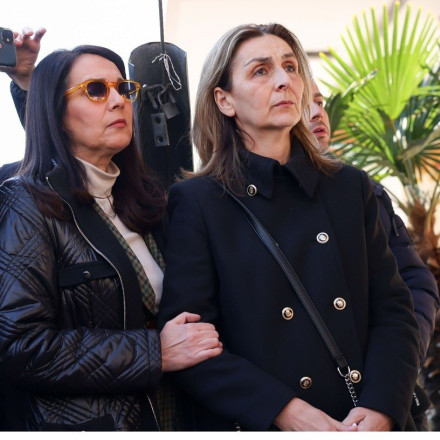 Δίκη για τη δολοφονία του Άλκη Καμπανού: Ξέσπασε η μητέρα του στους δολοφόνους