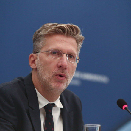 Άκης Σκέρτσος: Ο σιδηρόδρομος θα ξεκινήσει με τη μέγιστη ασφάλεια για τους πολίτες