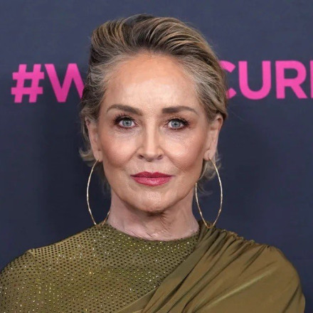 Σάρον Στόουν: Έχασα τις μισές της οικονομίες από την κατάρρευση της Silicon Valley Bank