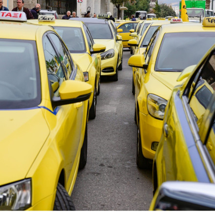 ΣΑΤΑ 24ωρη απεργία: Χωρίς ταξί την Πέμπτη η Αθήνα