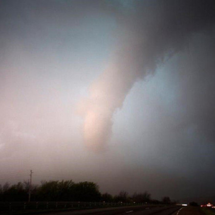 ΗΠΑ: Τρεις νεκροί και δεκάδες τραυματίες από ανεμοστρόβιλο στο Άρκανσο