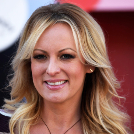 ΗΠΑ: Από πορνοστάρ μάρτυρας κατά πρώην προέδρου – Η εξέλιξη της Στόρμι Ντάνιελς