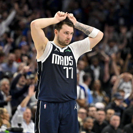 Ο Ντόντσιτς έγινε viral όταν ακούστηκαν... βογγητά στη συνέντευξη Τύπου του