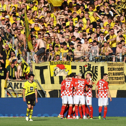 Ανώμαλη «προσγείωση» για τη Ντόρτμουντ που έφαγε 3άρα από τη Μάιντς