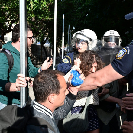 Ένταση στα Εξάρχεια για την επέκταση του Μετρό - Διαμαρτυρίες από τους κατοίκους
