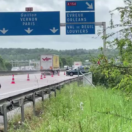 Σάλος στη Γαλλία για τη «Μύγα»: Ανθρωποκυνηγητό για τον επικίνδυνο δραπέτη