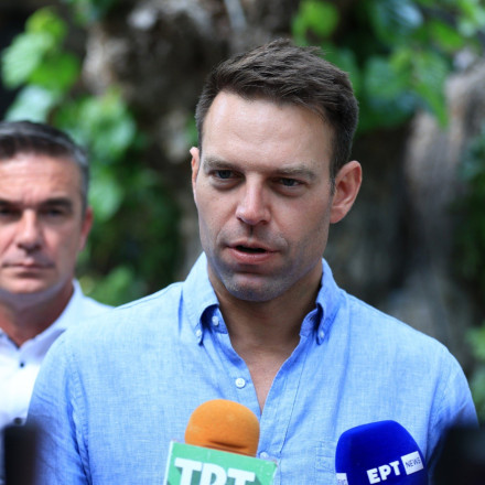 Με Κασσελάκη, ακρίβεια και φόρους το προεκλογικό σποτ του ΣΥΡΙΖΑ για Ευρωεκλογές