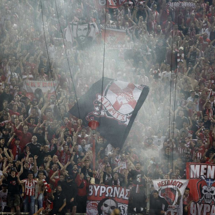 «Φόβος πως 6.000 απούλητα εισιτήρια της Φιορεντίνα θα καταλήξουν σε Ολυμπιακούς»
