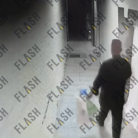 Βραυρώνα: Βίντεο σοκ - Η στιγμή που ο πατέρας πετάει τα σκουπίδια με το έμβρυο