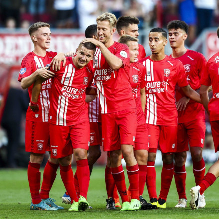 Απίθανος Τζόλης, έκανε χατ - τρικ και βγήκε πρώτος σκόρερ του πρωταθλήματος