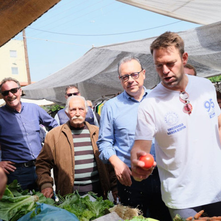 Κασσελάκης: «Ολιγοπώλιο παντού, καταναλωτές και παραγωγοί δεν αντέχουν άλλο»