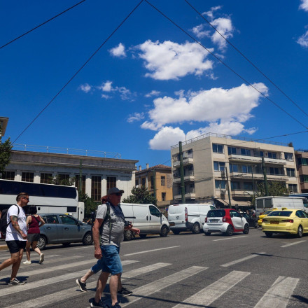 «Επιμένει» η ζέστη