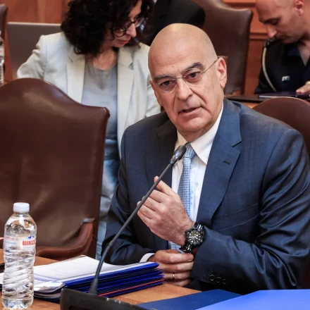 Δένδιας: H μετατροπή του ΥΠΕΘΑ από αγοραστή εξοπλισμών σε παραγωγό δύναμη θα έχει θετικό αποτέλεσμα