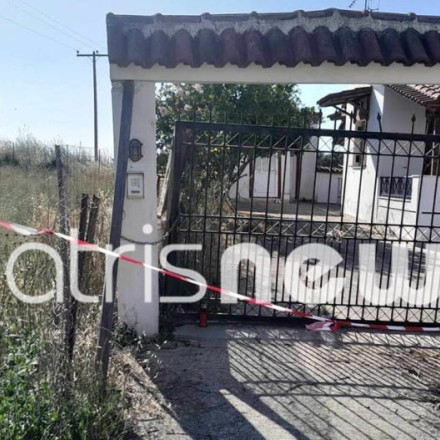 Τραγωδία στην Ηλεία: Καγκελόπορτα καταπλάκωσε ηλικιωμένη