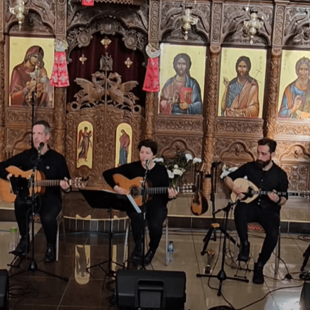 Σάλος με μπουζούκια μέσα σε ελληνορθόδοξη εκκλησία στο Μπράιτον