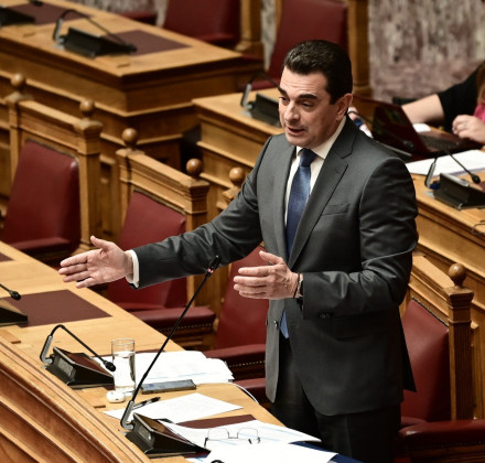 Βουλή: «Πέρασε» το νομοσχέδιο για την αντιμετώπιση της ακρίβειας Βουλή: «Πέρασε» το νομοσχέδιο για την αντιμετώπιση της ακρίβειας