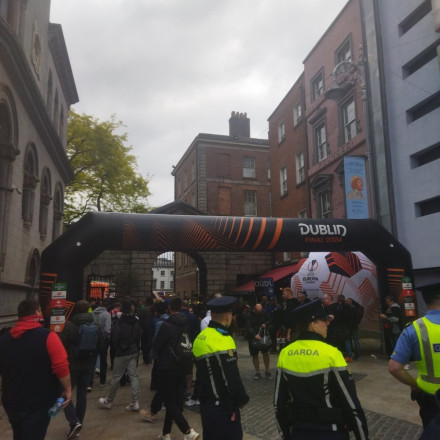 Το Flash.gr στην fan zone του Δουβλίνου λίγο πριν τον τελικό του Europa League Το Flash.gr στην fan zone του Δουβλίνου λίγο πριν τον τελικό του Europa League