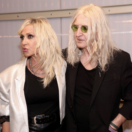 Νίκος Καρβέλας για Άννα Βίσση: «Πήγα να τη βρω, ήταν στην τουαλέτα, καθόταν στη λεκάνη και έκλαιγε»