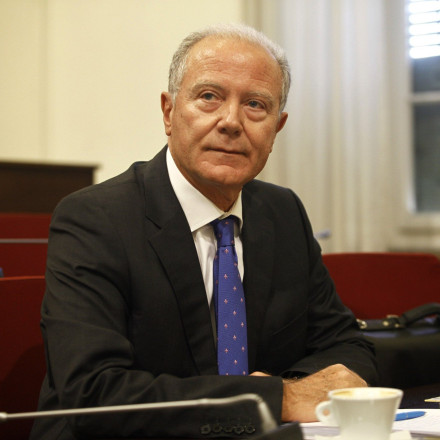 Ο πολιτικός και οικονομικός κόσμος αποχαιρετά τον Γιώργο Προβόπουλο