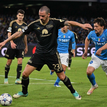 Τίτλοι τέλους για Μπονούτσι