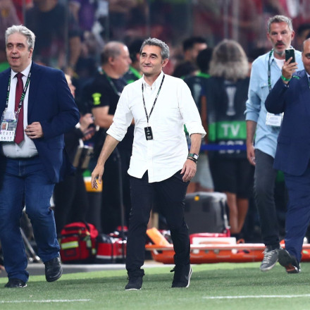 Βαλβέρδε: «Αγαπώ τον Ολυμπιακό, μακάρι να πανηγυρίσουμε απόψε»