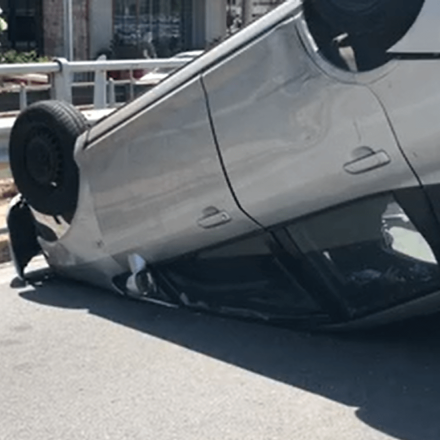 Σοβαρό τροχαίο στην Κηφισίας με ανατροπή οχήματος - Κυκλοφοριακό χάος στο σημείο