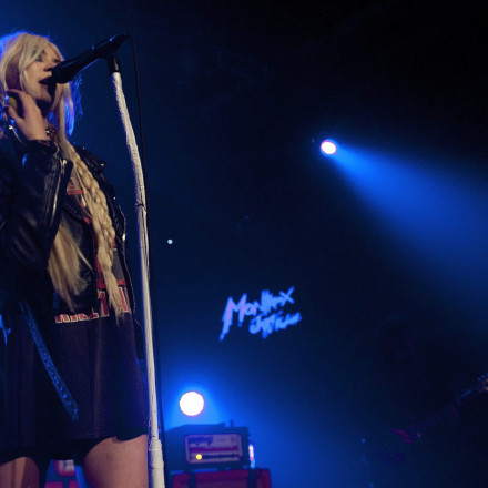 Taylor Momsen: Τη δάγκωσε νυχτερίδα πάνω στη σκηνή - Η αντίδρασή της
