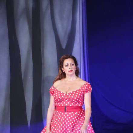 Ευαγγελία Μουμούρη: Πήρε πτυχίο στη δημοσιογραφία μετά από 32χρόνια και το γιόρτασε με Μαρίνα Σάττι Ευαγγελία Μουμούρη: Πήρε πτυχίο στη δημοσιογραφία μετά από 32χρόνια και το γιόρτασε με Μαρίνα Σάττι