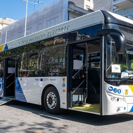 Προσβάσιμα λεωφορεία για την Παραολυμπιακή Αποστολή