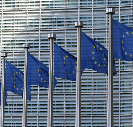 ΕΕ-Αλβανία: Ενταξιακές διαπραγματεύσεις με όρους που ικανοποιούν την Αθήνα ΕΕ-Αλβανία: Ενταξιακές διαπραγματεύσεις με όρους που ικανοποιούν την Αθήνα