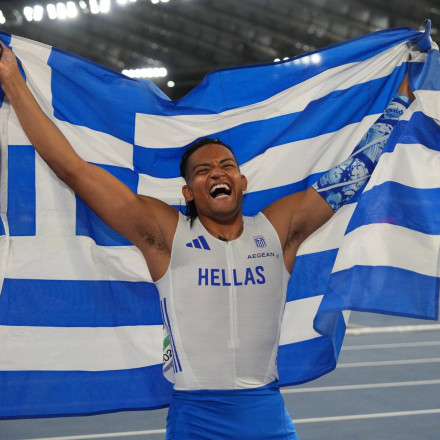 Εμμανουήλ Καραλής: «Ένιωσα πως με ξεμάτιαξε όλη η Ελλάδα» [vid]