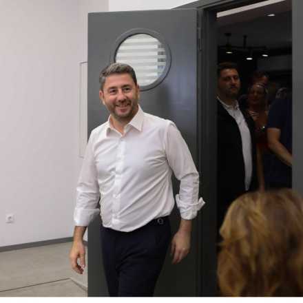 ΠΑΣΟΚ: «Ανάσα» για Ανδρουλάκη η μικρή διαφορά από ΣΥΡΙΖΑ - «Μουδιασμένα» αρκετά στελέχη