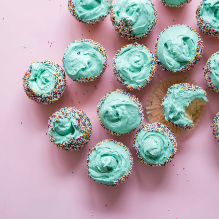 Εορτολόγιο: Ποιος γιορτάζει σήμερα 1 Μαΐου - Σε ποιους θα πείτε «χρόνια πολλά»