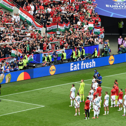Euro 2024: Ούγγρος οπαδός έγινε viral εξαιτίας ενός... τηλεκοντρόλ [vids]