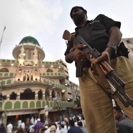 Σοκαριστική ανάρτηση Βίλντερς για τον Πακιστανό που έκαψαν ζωντανό - Σκληρές εικόνες